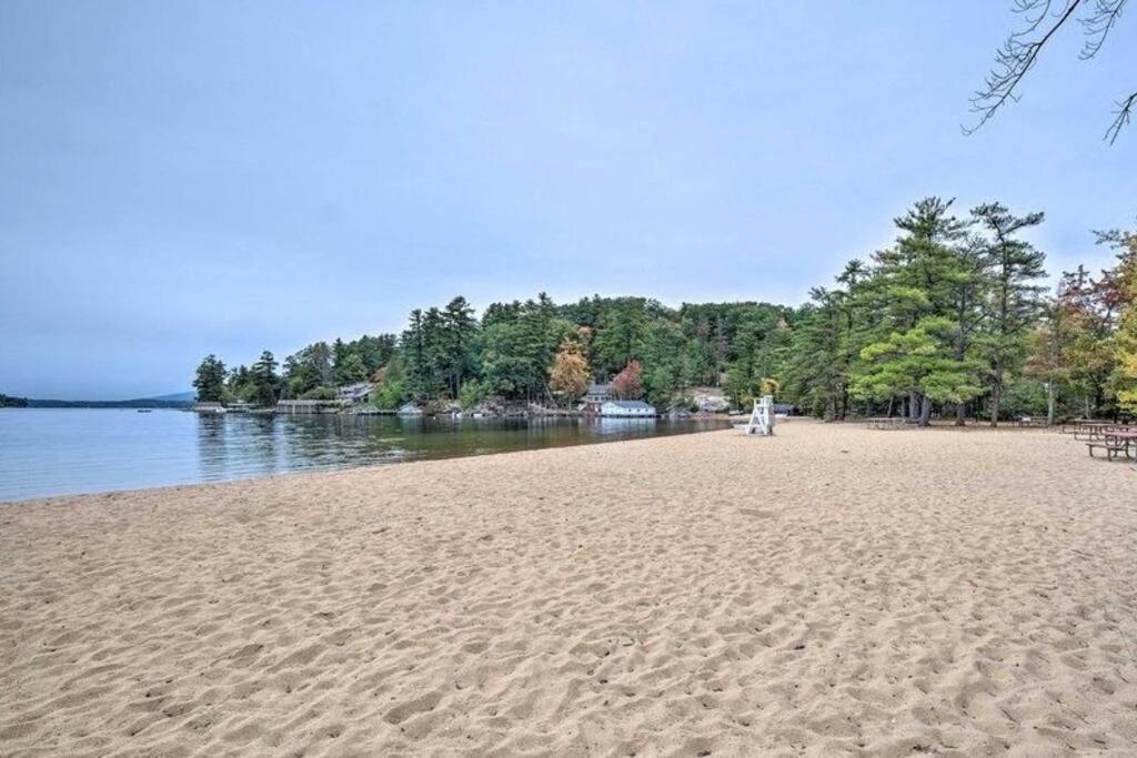 Beautiful Spacious Home W/ Game Room. Gilford Kültér fotó